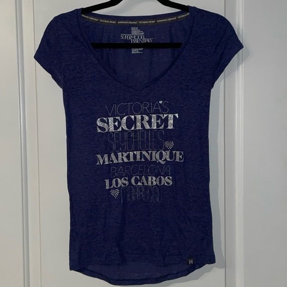 Victoria’s Secret tshirt - Picture 1 of 2